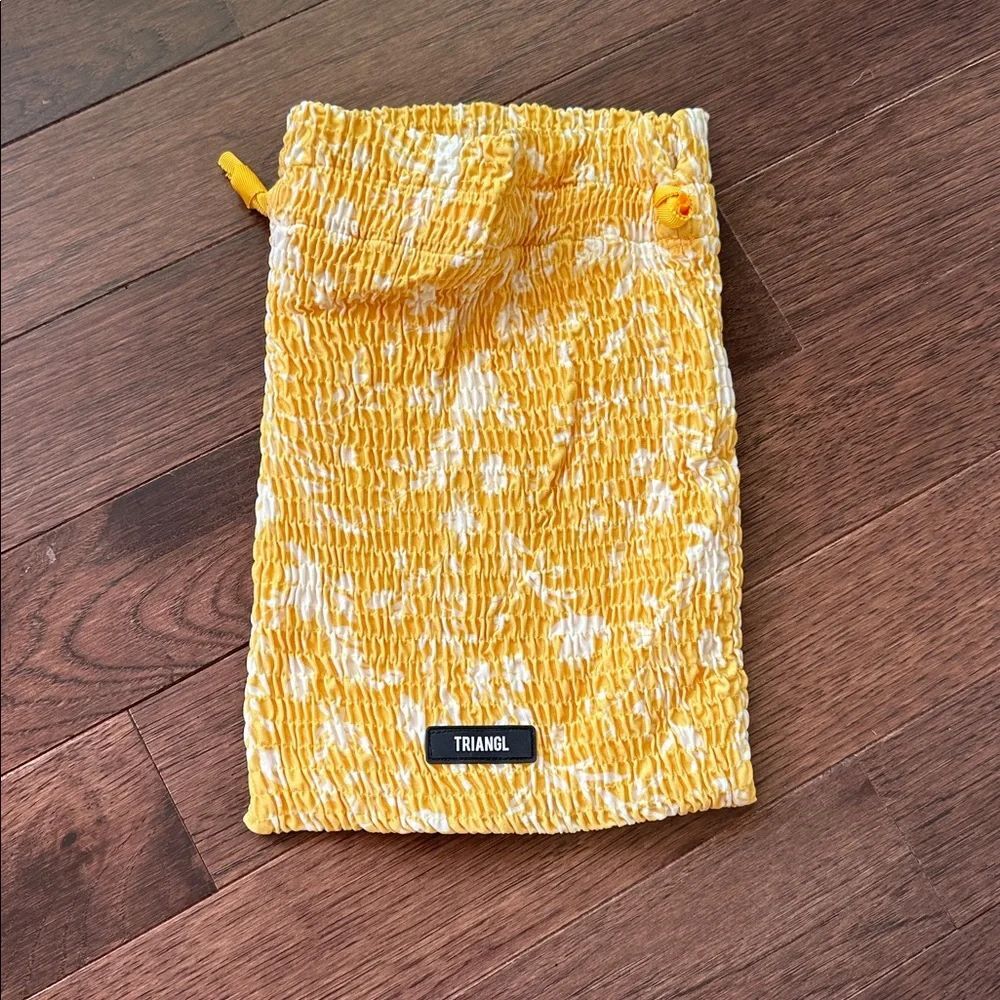 Triangl yellow/White Drawstring Bag